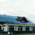 maison-panneaux-photovoltaiques-installation-fribourg