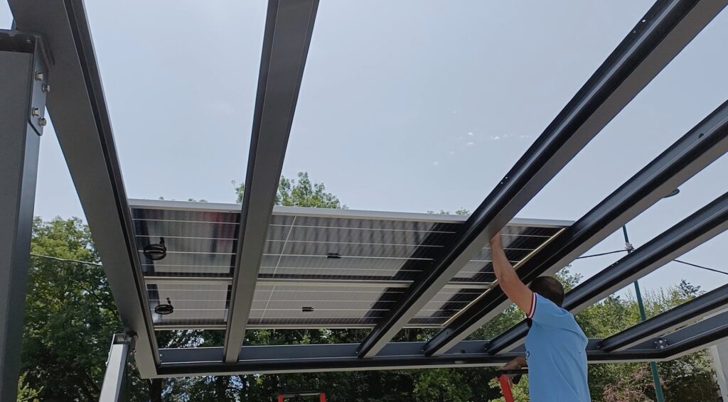 carport photovoltaïque solaire